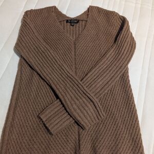 Love Tree Brown V-Neck Ribbed Sweater